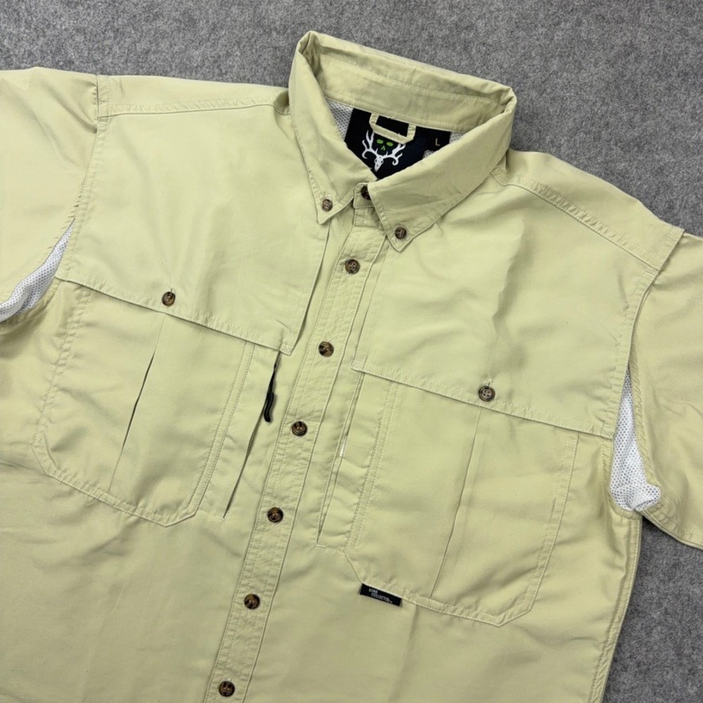 Bone Collector Shirt Mens Large Tan Short Sleeve Vented Hunting Fishing Outdoor